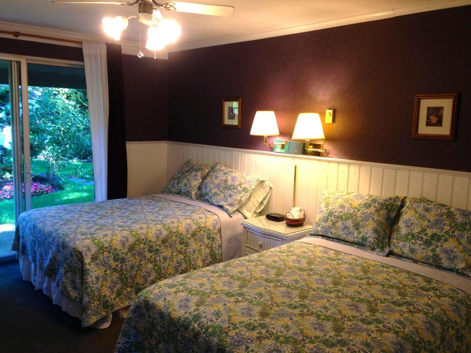Hamptons Vacation Inn Hampton Bays Exterior foto